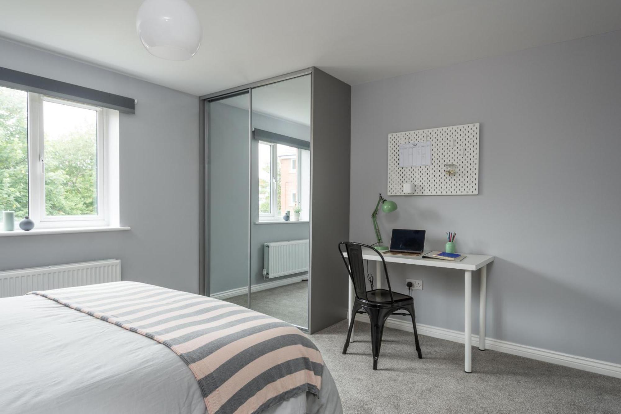 Coventry Jlr Guest House 外观 照片